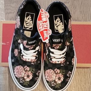 Women's Flowers & Checks Vans size 6.5